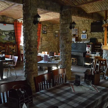 Restaurace A U Lva Penzion Karlštejn