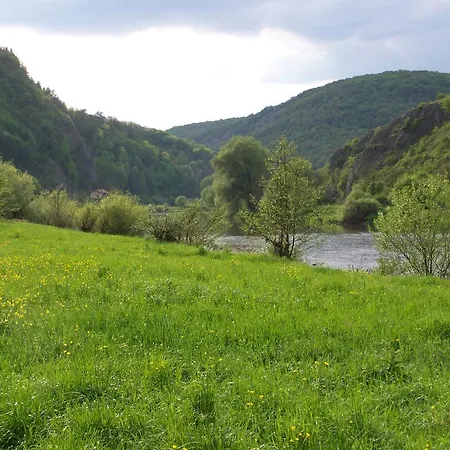 Restaurace A U Lva Penzion Karlštejn