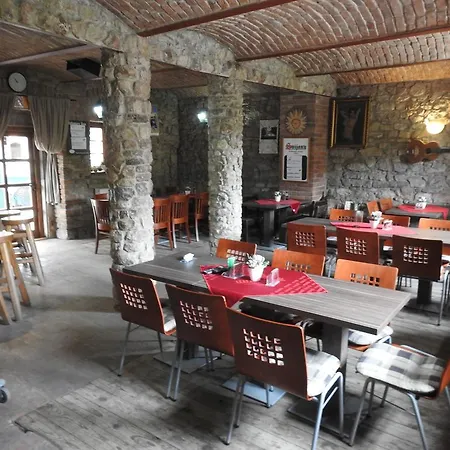 Penzion Restaurace A U Lva